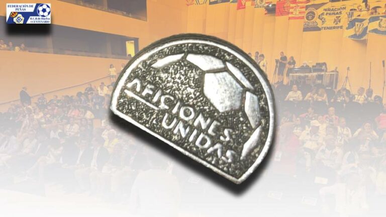 La Federación de Peñas del Recreativo de Huelva recibe la Insignia de Plata de Aficiones Unidas