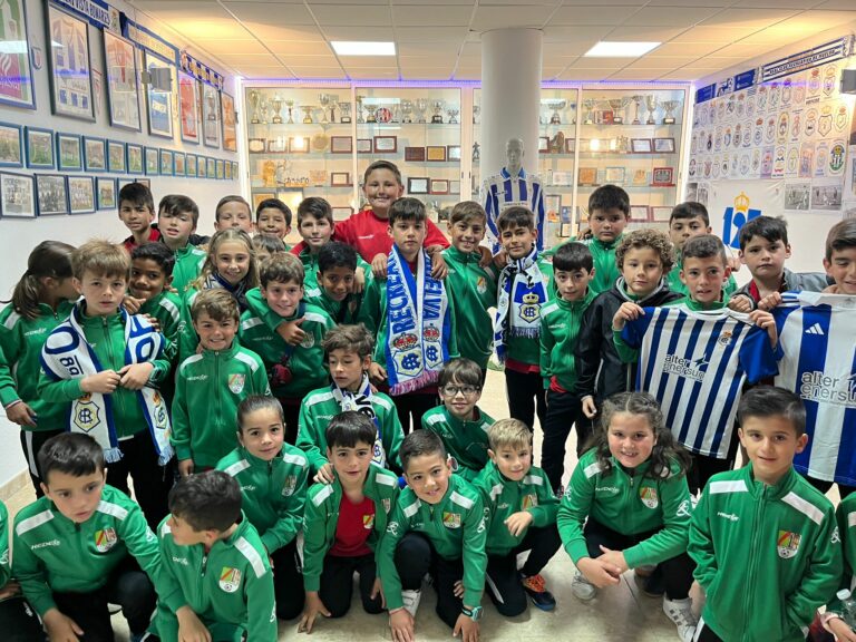 La Escuela de Fútbol CD San Bartolomé, protagonista en el Nuevo Colombino