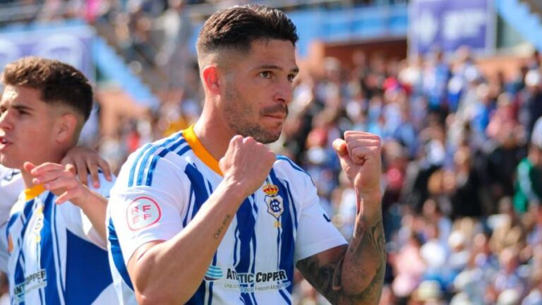 El Recre se impone en otra final y refuerza su candidatura