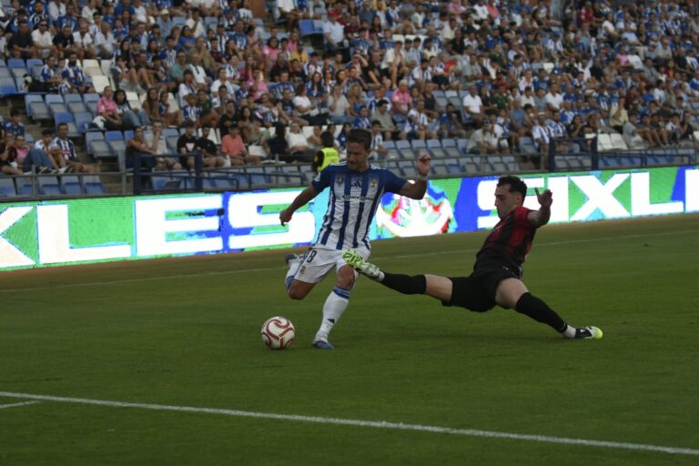 El Recreativo estrena su casillero de victorias ante su afición