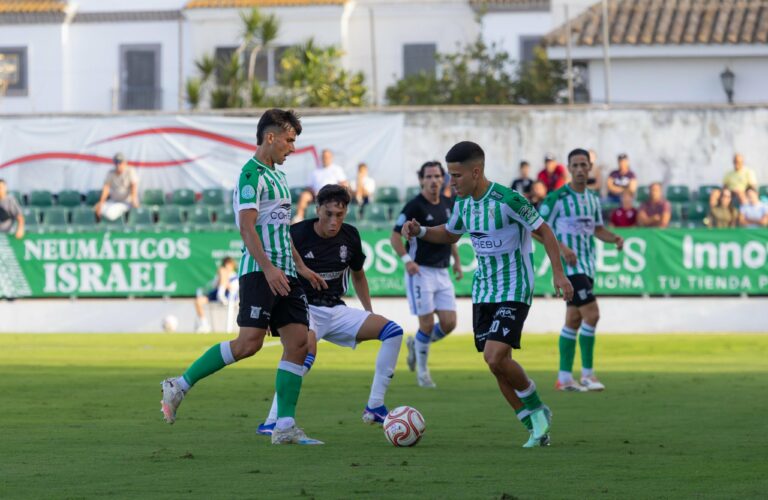 El Recre rescata un punto de locura en Sanlúcar (3-3)